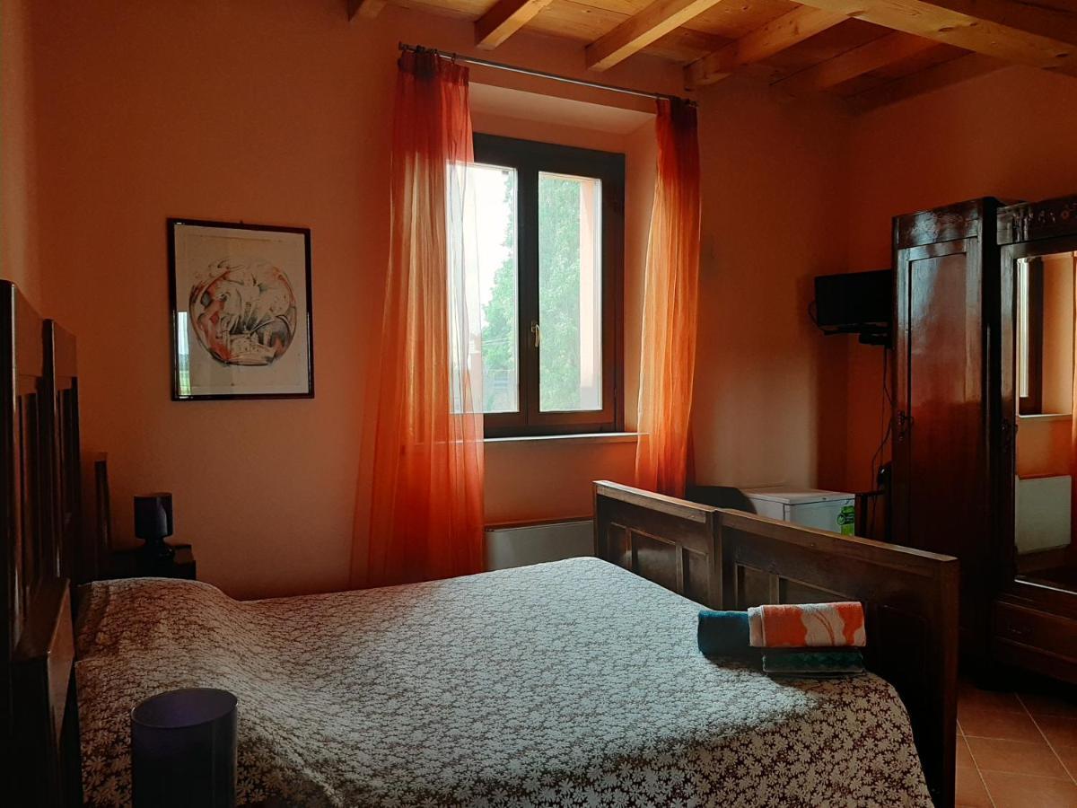 Agriturismo Il Sole Villa Rivarolo del Re ed Uniti ภายนอก รูปภาพ