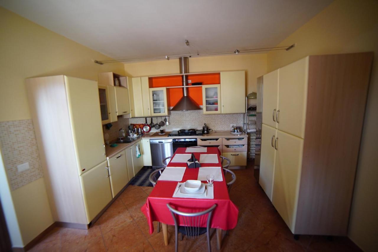 Agriturismo Il Sole Villa Rivarolo del Re ed Uniti ภายนอก รูปภาพ