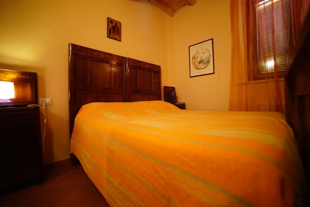 Agriturismo Il Sole Villa Rivarolo del Re ed Uniti ภายนอก รูปภาพ