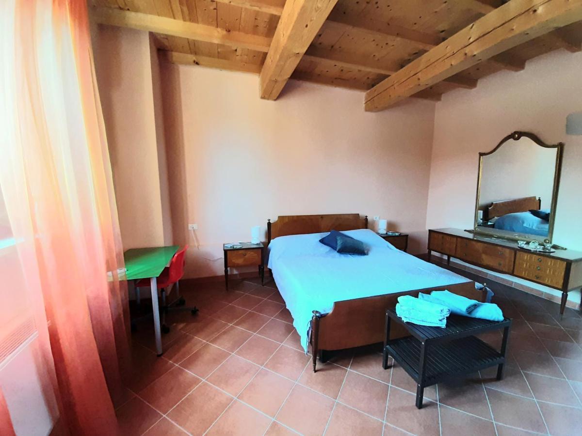 Agriturismo Il Sole Villa Rivarolo del Re ed Uniti ภายนอก รูปภาพ