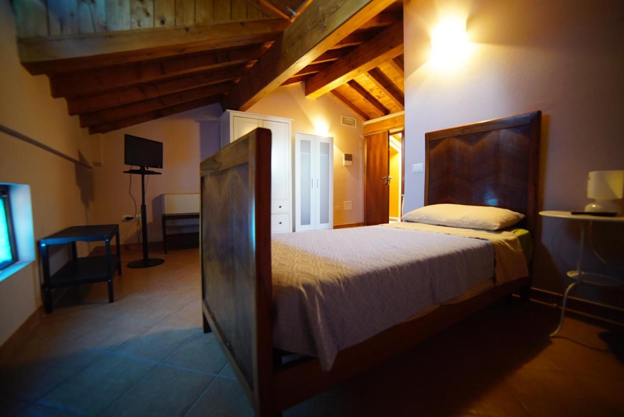 Agriturismo Il Sole Villa Rivarolo del Re ed Uniti ภายนอก รูปภาพ