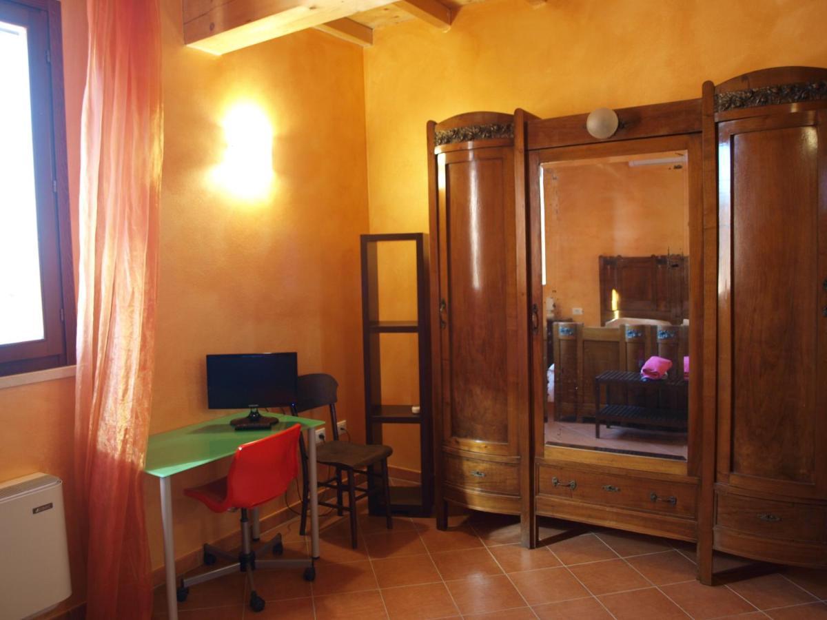 Agriturismo Il Sole Villa Rivarolo del Re ed Uniti ภายนอก รูปภาพ