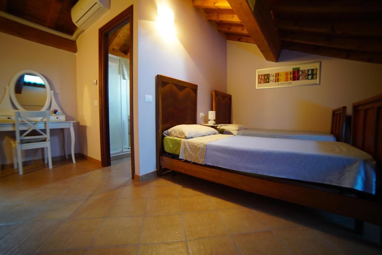 Agriturismo Il Sole Villa Rivarolo del Re ed Uniti ภายนอก รูปภาพ