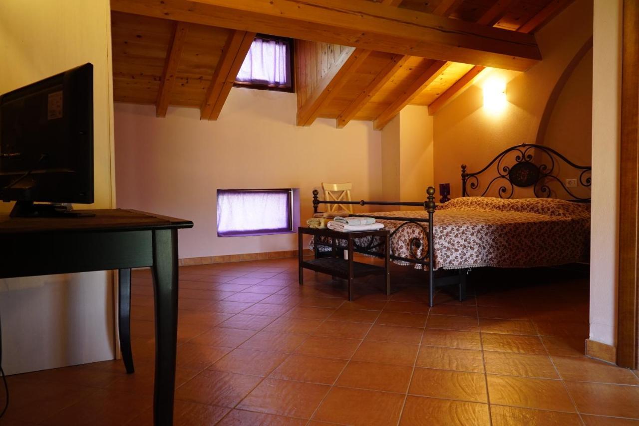 Agriturismo Il Sole Villa Rivarolo del Re ed Uniti ภายนอก รูปภาพ